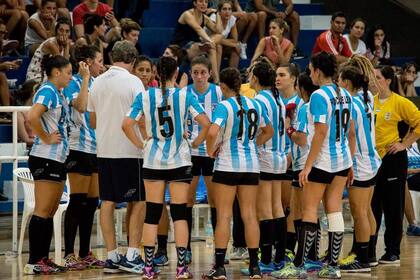 La Garra le ganó dos amistosos a Uruguay en el Cenard