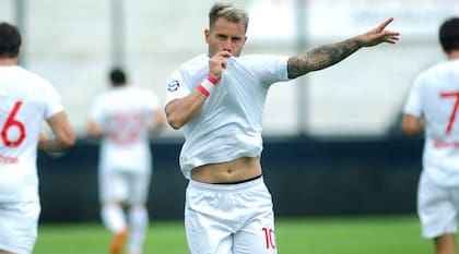 La Gata Fernández anunciaría su retiro del fútbol el próximo miércoles