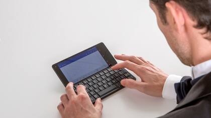 La Gemini PDA tiene un teclado y tamaño casi idénticos al de la Psion 5 de hace 20 años