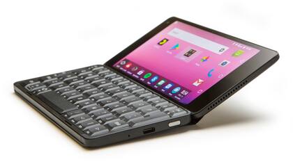 La Gemini PDA usa Android 7.1, tiene teclado y dos puertos USB-C para ampliar sus funciones