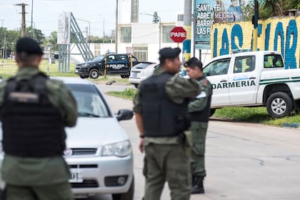 La Gendarmería establecerá check point en las rutas desde el viernes para desalentar el movimiento turístico