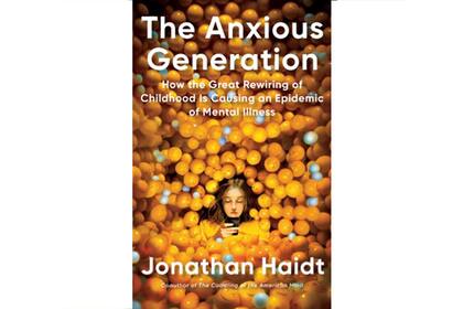 "La generación ansiosa", el libro de Jonathan Haidt donde acusa a la tecnología de haber provocado una epidemia de salud mental entre los jóvenes y adolescentes
