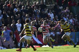 La gente de Alumni se entusiasma, y no sólo por el éxito en el clásico frente a Belgrano por el Top 13 de la URBA: el equipo mejora y esperanza con pelear alto como desde hace algún tiempo no lo realiza.
