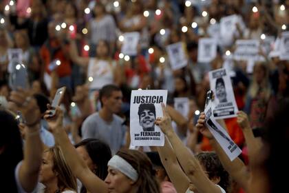 La gente en el acto en Dolores