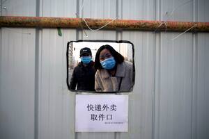 Coronavirus: China lanza una polémica campaña de hisopados anales