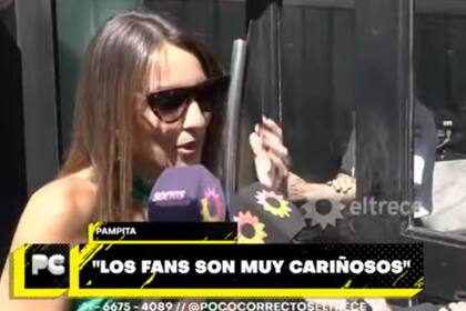 "La gente se acerca y siempre me demuestran su cariño, son muy efusivos", dijo Pampita sobre la fanática que le pidió que volviera con García Moritán (Foto: Captura de TV / eltrece)