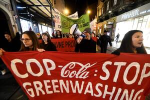 Apuntan contra el greenwashing de las empresas y países del G7 posponen la deuda de los países afectados por los desastres climáticos