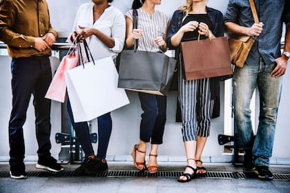 La globalización no hizo más que incrementar el consumismo humano