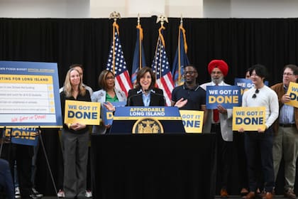 La gobernadora anunció el presupuesto del año fiscal 2026