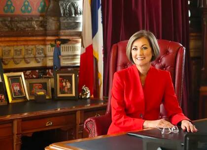 La gobernadora de Iowa, Kim Reynolds