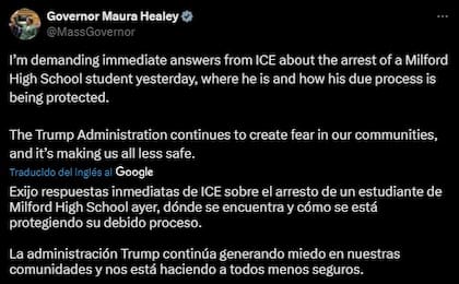 La gobernadora de Massachusetts exige información al ICE sobre un joven detenido el sábado