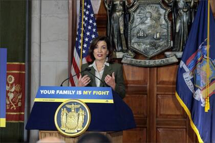 La gobernadora de Nueva York, Kathy Hochul, comentó sobre las cifras del operativo