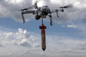 La gobernadora de Nueva York, Kathy Hochul, pidió al presidente Donald Trump que refuerce las defensas federales contra los posibles ataques de drones que podría sufrir la ciudad en 2026