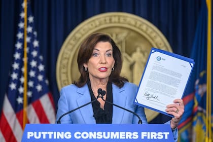 La gobernadora Hochul apuntó contra la empresa PSEG-LI y está respondió