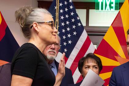 La gobernadora reafirmó que su administración no cederá ante intentos de modificar las regulaciones diseñadas para proteger el suministro de agua en el estado