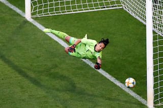 Un penal para el recuerdo: la gran atajada de Vanina Correa ante Inglaterra