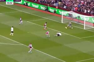 La gran atajada de Dibu Martínez ante el cabezazo de Cristiano Ronaldo