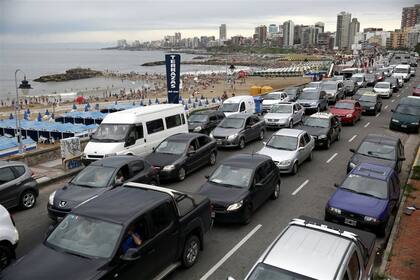 La gran cantidad de autos provocó demoras en la salida de Mar del Plata