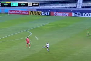 El toque "maradoniano" de Hernán López Muñoz, el sobrino nieto de Diego y su hat-trick para Central Córdoba