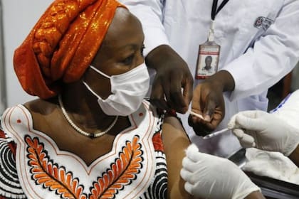 La gran mayoría de las vacunas de covid se ha utilizado en países de ingresos altos o medio altos. África representa solo el 2,6% de las dosis administradas a nivel mundial