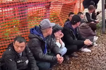 La gran mayoría de los migrantes que fueron encontrados eran de origen chino (YouTube: WPLG Local 10)