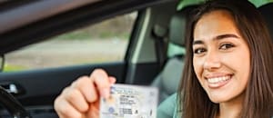 Cómo impacta en los migrantes indocumentados y el acceso a las licencias en Nueva York