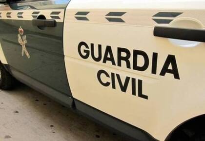 La Guardia Civil fue a detener a los cuatro juveniles y les tomó declaración sobre el hecho.