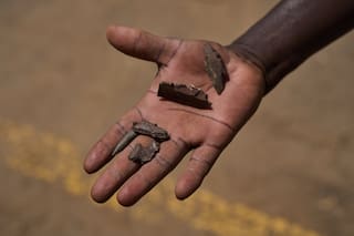 La guerra en Sudán deja en Jartum minas sin explotar y otras armas