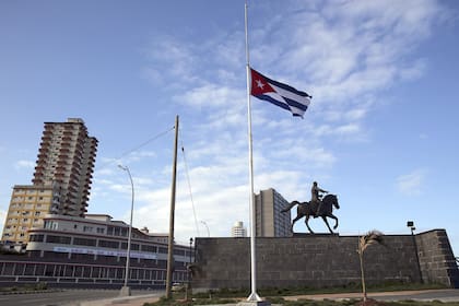 Cuba busca recuperarse de la caída de su economía