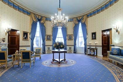 La Habitación Azul es una sala ovalada que ha sido durante mucho tiempo una sala de recepción