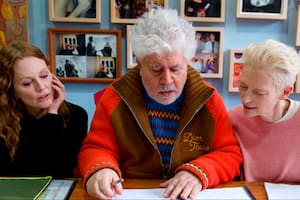 La primera película de Almodóvar en inglés será protagonizada por Julianne Moore y Tilda Swinton