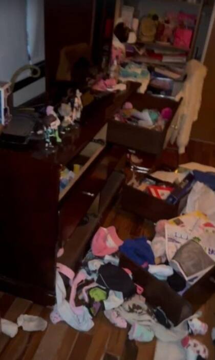 la habitación de las víctimas tras el asalto