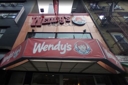 La hamburguesa con queso y tocino Jr. fue la elegida para la celebración