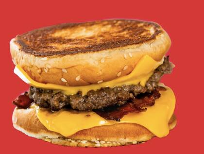 La hamburguesa de Five Guys, la más insalubre del mercado, de acuerdo al estudio (Instagram/@fiveguys)