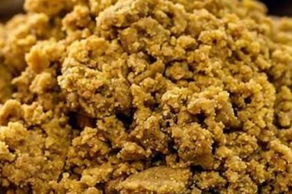 La harina de maní aporta sabor tostado, proteína y textura, y funciona especialmente bien en preparaciones sin gluten