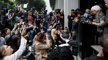 La hermana de Kitty Menéndez, Joan Anderson VanderMolen, durante su intervención