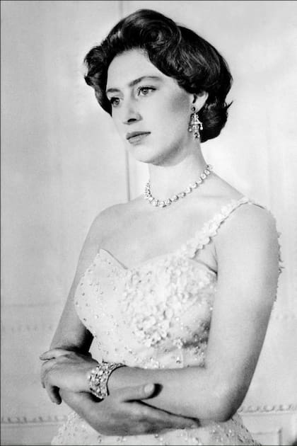 La hermana de la reina Isabel II falleció a principios del milenio pero sus historias siguen dando que hablar