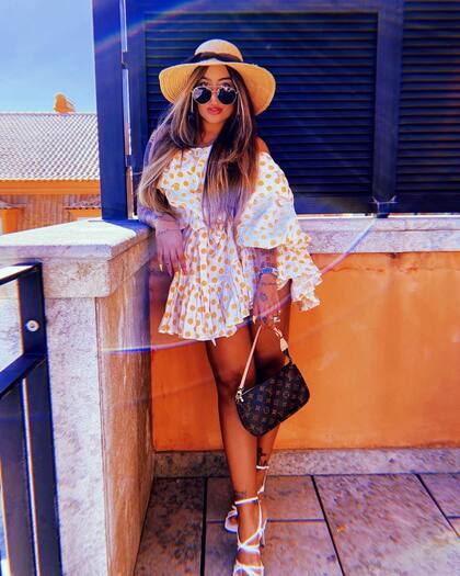 La hermana de Neymar, de turista por Portugal con un particular estilo. Crédito: Instagram