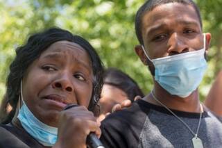 Indignación por los supuestos suicidios de dos hombres negros en Estados Unidos