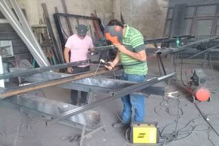 Microfinanzas: historias detrás de pequeños préstamos para emprender