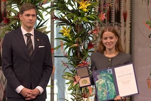 La hija de María Corina Machado recibe el Nobel de la Paz en una ceremonia cargada de críticas a Maduro