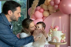 En fotos: el primer cumpleaños de Mía, la hija de Garciarena y Paoloski