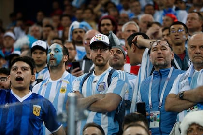 La hinchada argentina con cada vez menos esperanza