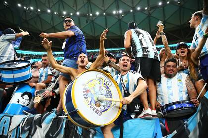 La hinchada argentina se hizo notar en el Mundial Qatar 2022; la FIFA reconoció el aliento 