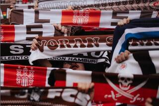 El áspero clásico de Alemania entre un club progresista y uno conservador: un casamiento a 8 grados bajo cero