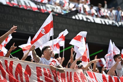 La hinchada de River en Seattle