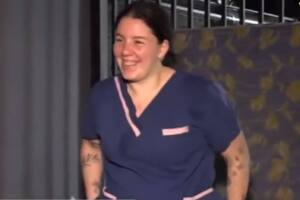 La historia de Maia Sundberg, la fanática de Taylor Swift que acampó durante cinco meses y lo complementó con su carrera de medicina