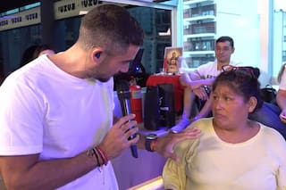 Nico Occhiato hizo una colecta en vivo para una familia que dormía en cajeros y juntó 4 millones de pesos en minutos