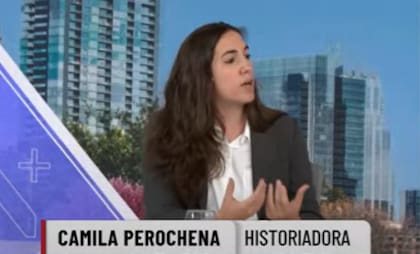 La historiadora Camila Perochena en los estudios de LN+