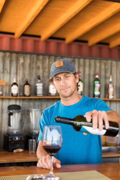 Sean Towers, creador y alma mater del viñedo Nébula